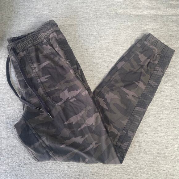 ATHLETA Camo‎ Farallon Jogger 2 Extra Small Elastic Waist Brown Olive Green - Picture 2 of 5